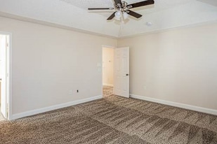 14018 Riding Hill Ave in Charlotte, NC - Building Photo