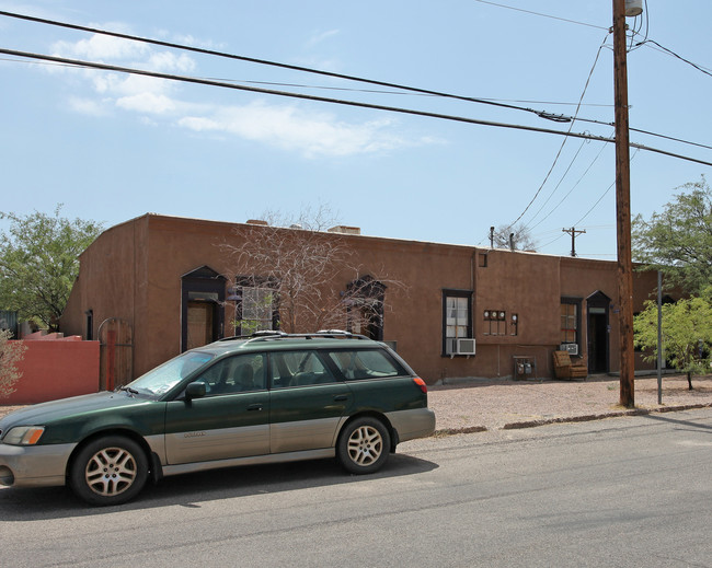 837-843 8th Ave in Tucson, AZ - Foto de edificio - Building Photo