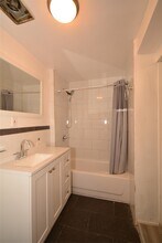 976 Greene Ave in Brooklyn, NY - Building Photo - Building Photo