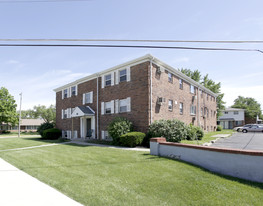 66 Sturbridge Rd Apartments