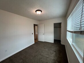 2167 Mountain View Dr in Los Osos, CA - Foto de edificio - Building Photo