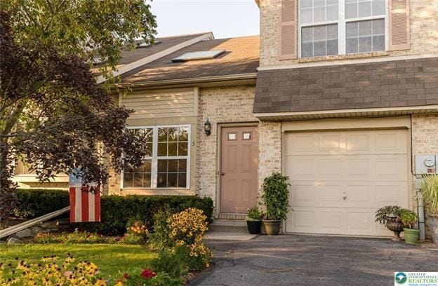 529 Wild Mint Ln in Allentown, PA - Building Photo - Building Photo