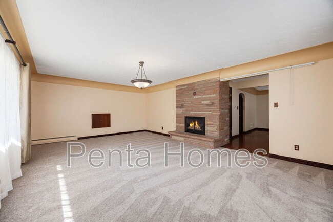 630 4th St in Windsor, CO - Building Photo - Building Photo