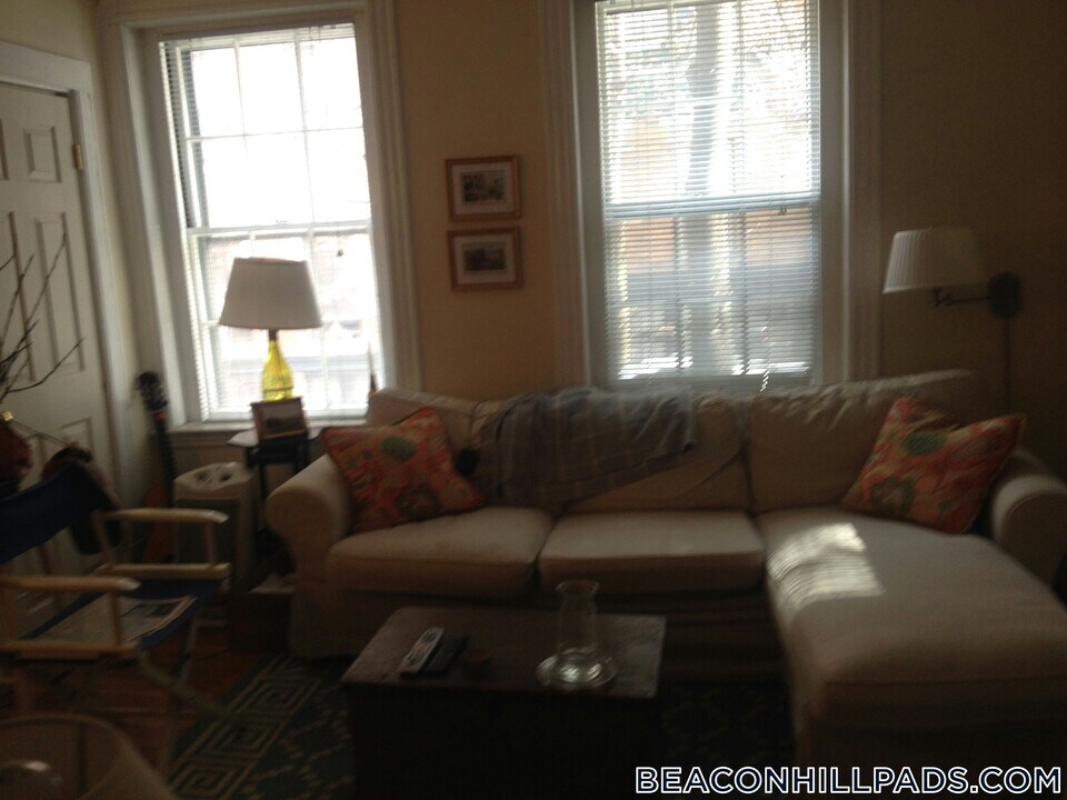 41 Anderson St, Unit 1-1 in Boston, MA - Building Photo