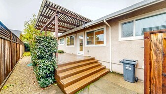 1145 Edwards St in St Helena, CA - Building Photo