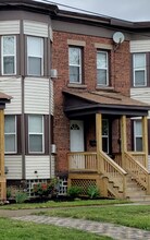 2120 Fern Ct in Cleveland, OH - Foto de edificio - Building Photo