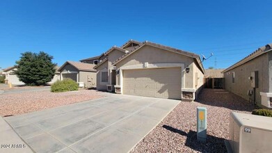 10201 N 115th Dr in Youngtown, AZ - Foto de edificio - Building Photo