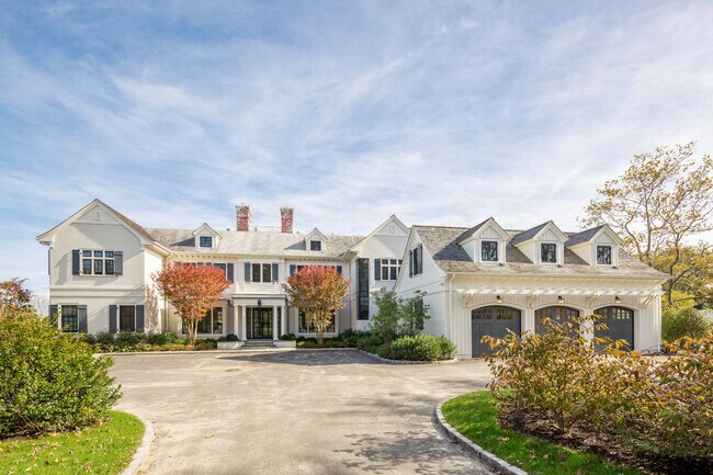 property at 90 Wyandanch Ln