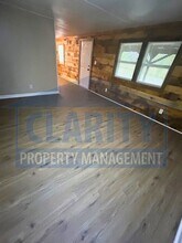 209 Old Bucks Pocket Rd SE in Old Fort, TN - Building Photo - Building Photo