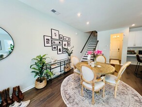 620 Myrick Aly in Charlotte, NC - Building Photo - Building Photo