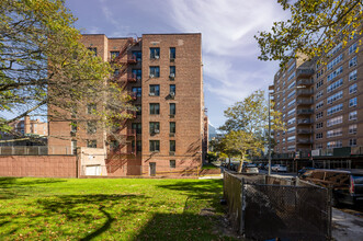 2620 Ocean Pky in Brooklyn, NY - Building Photo - Building Photo