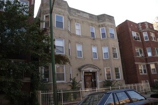 6615-6617 S Greenwood Ave Apartments