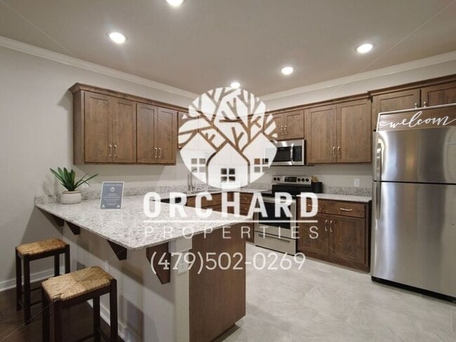 property at 1900 E Brookview Cir