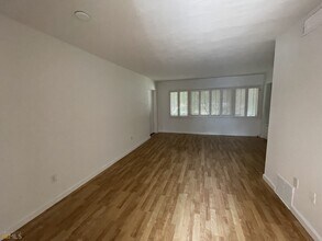 282 Ardmore Cir NW-Unit -3 in Atlanta, GA - Building Photo - Building Photo