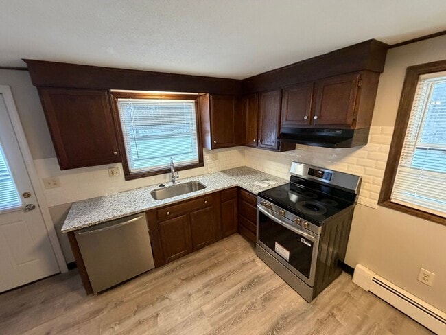 61-63 Orlando St in Agawam, MA - Building Photo - Building Photo