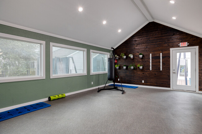 The Lantern in Austin, TX - Building Photo - Interior Photo