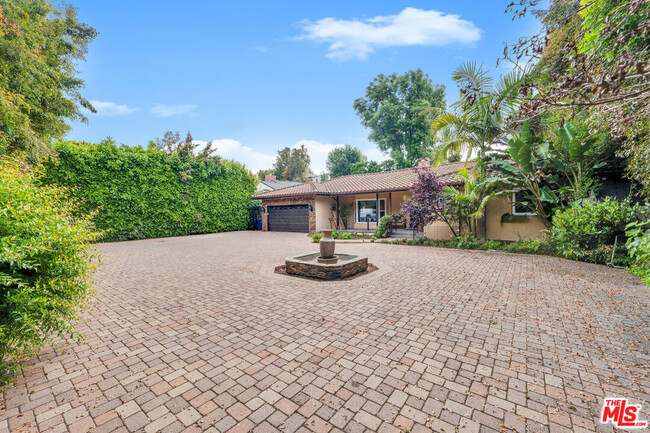 property at 11182 W Sunset Blvd