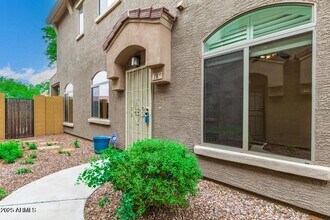 16620 S 48th St in Phoenix, AZ - Building Photo - Building Photo