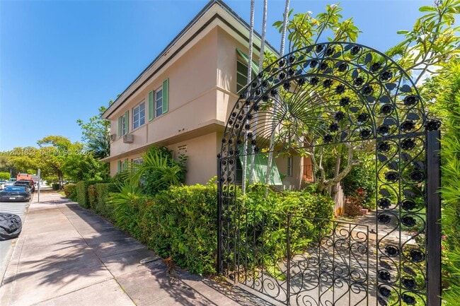 property at 28 Almeria Ave