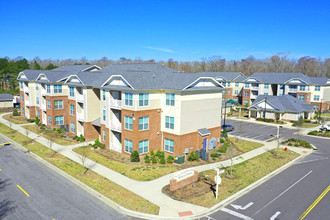 Morgan Pointe Apartments in Elizabeth City, NC - Building Photo - Building Photo