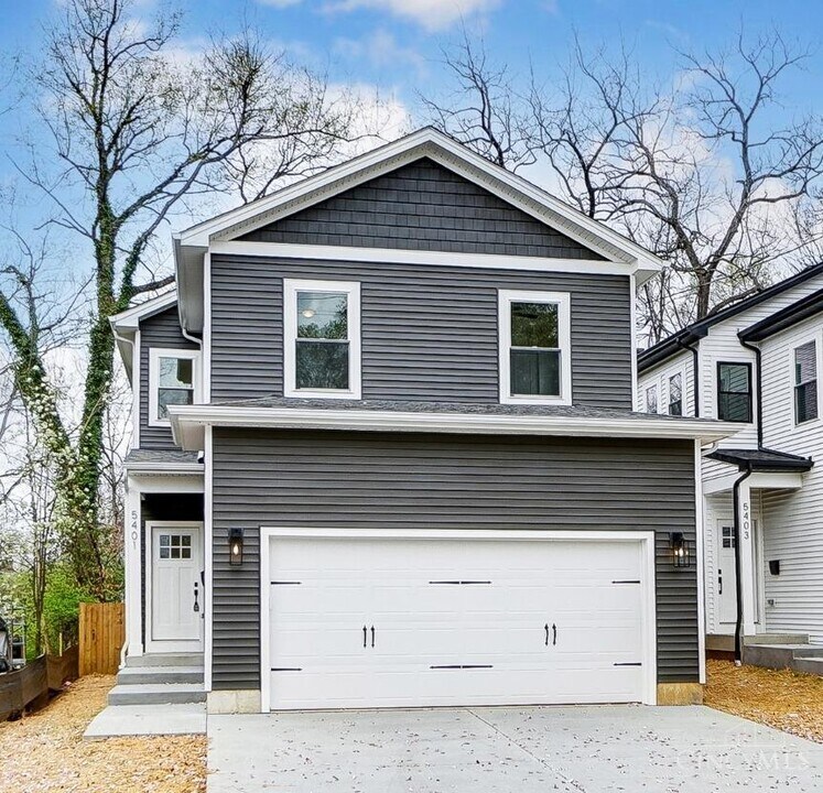 5401 Whetsel Ave in Cincinnati, OH - Building Photo