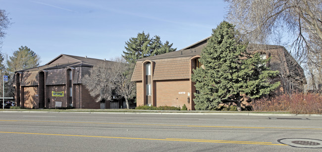 Delmonico Apartments in Salt Lake City, UT - Building Photo - Building Photo