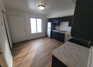 1901 Nancy Ct in Champaign, IL - Building Photo - Building Photo