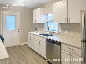 1543 Laura Dr in Garland, TX - Building Photo - Building Photo