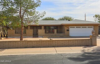 3239 S Lebanon Ln in Tempe, AZ - Building Photo