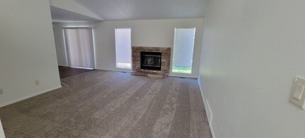 MP88-N.Old Fort Drive in Spokane, WA - Building Photo - Interior Photo