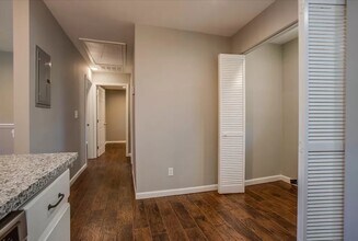 807 Riviera Dr, Unit 809 in Murfreesboro, TN - Foto de edificio - Building Photo