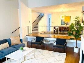 5401 Slauson Ave in Los Angeles, CA - Building Photo