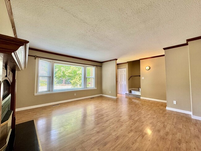 32861 Capilano Pl in Abbotsford, BC - Building Photo - Building Photo