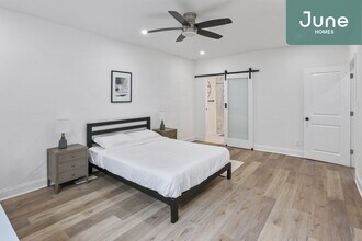 529 42nd St NE-Unit -A in Washington, DC - Building Photo - Building Photo