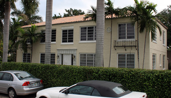 2855 Royal Palm Ave Apartments