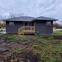 1125 Dallas St in Gary, IN - Building Photo - Building Photo