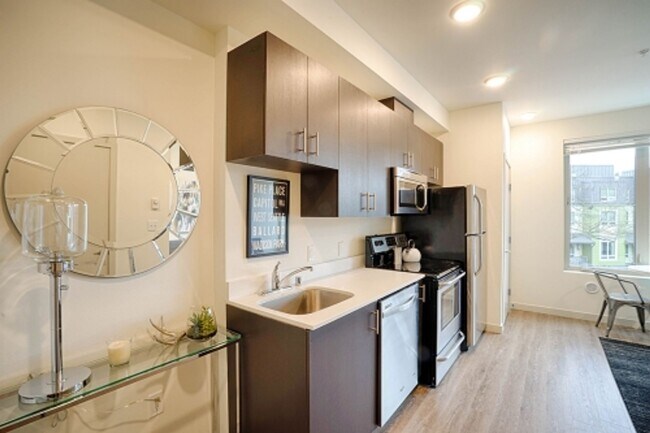 1240 Wallingford in Seattle, WA - Foto de edificio - Building Photo