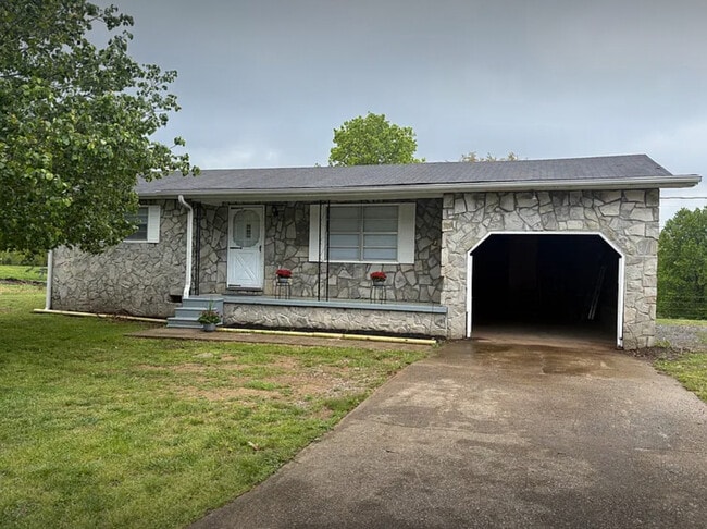 property at 1988 Long Island Rd