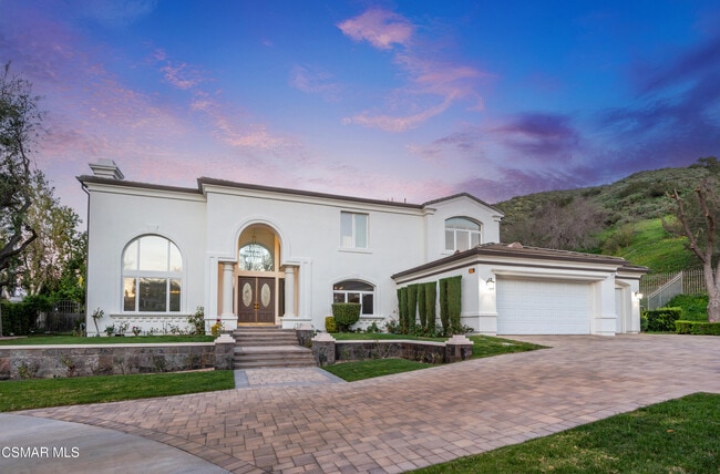 25301 Prado De Los Arboles in Calabasas, CA - Building Photo - Building Photo