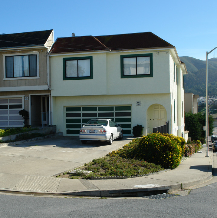 197-199 2nd Ave in Daly City, CA - Foto de edificio