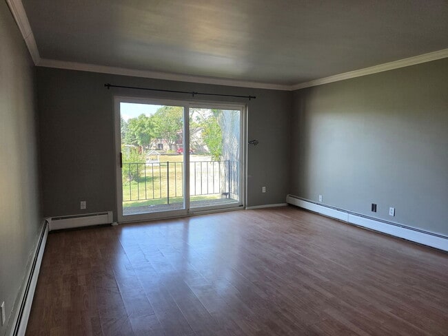 19800 W 12 Mile Rd in Southfield, MI - Building Photo - Building Photo