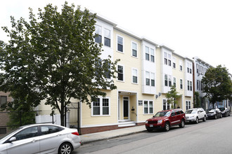 Copley Townhomes in Boston, MA - Foto de edificio - Building Photo