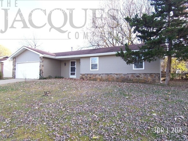 property at 836 W Sunset St