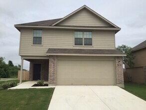 10602 Hunters Pond in San Antonio, TX - Building Photo - Building Photo