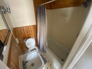 230 E 4th St in Duluth, MN - Building Photo - Building Photo