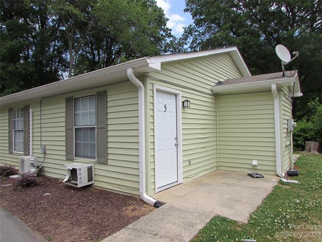374 Water St-Unit -5 in Mooresville, NC - Foto de edificio