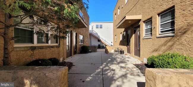 3 W Park Ave in Oaklyn, NJ - Building Photo - Building Photo
