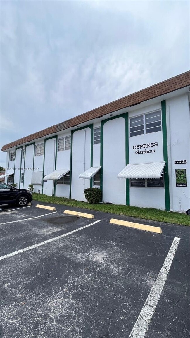 property at 2219 Polk St