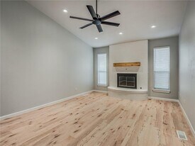 13156 Marsh Ln in Oklahoma City, OK - Building Photo