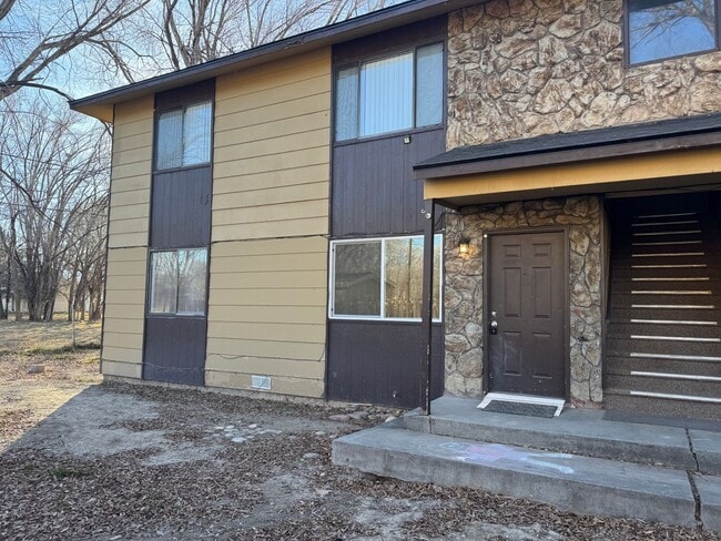 property at 460 1/2-432 1/8 32 1/8 Rd